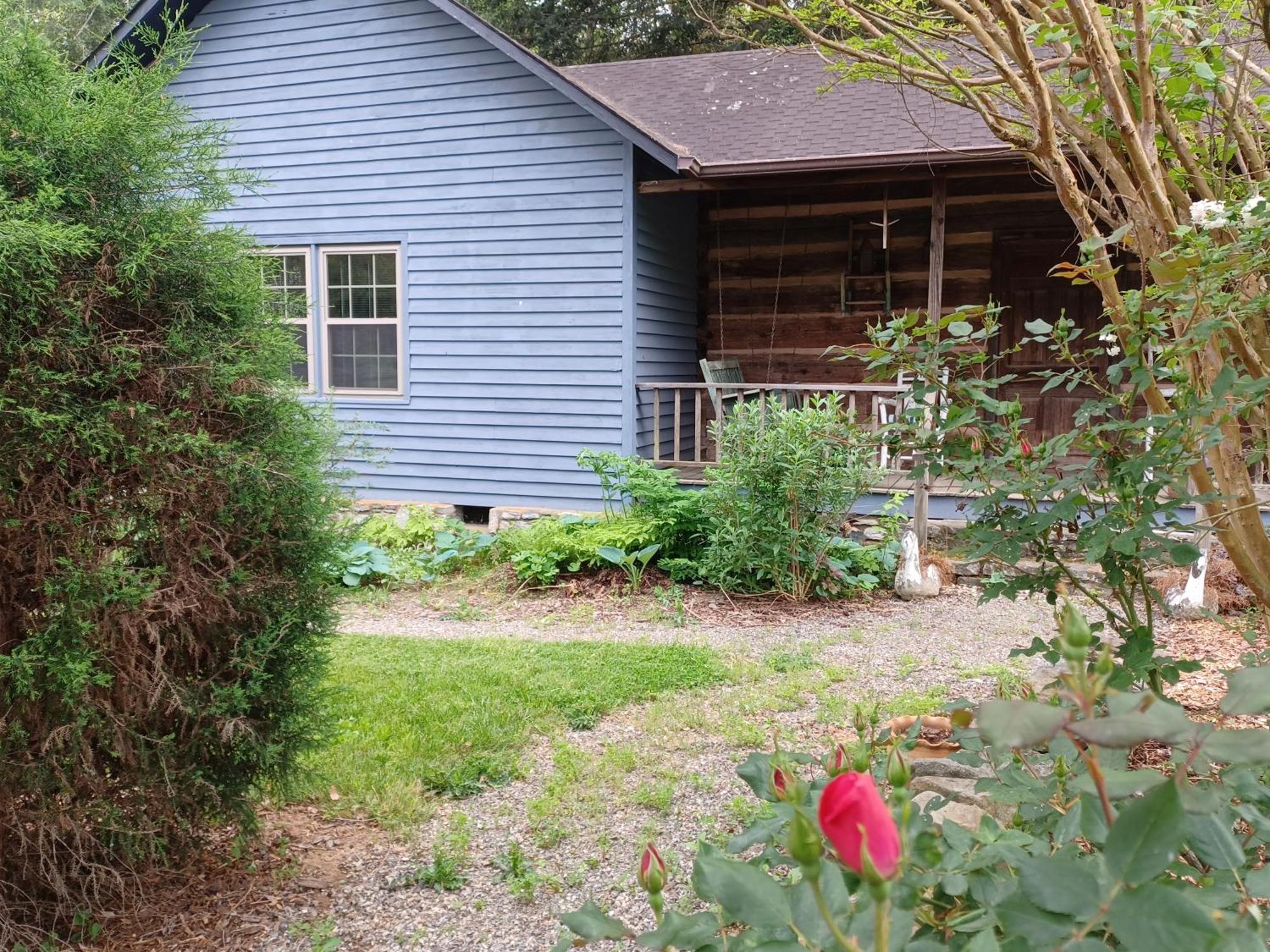 Restored1850S Log Cabin, With Gazebo And Gardens! 1 Mile To Downtown Weaverville Ngoại thất bức ảnh